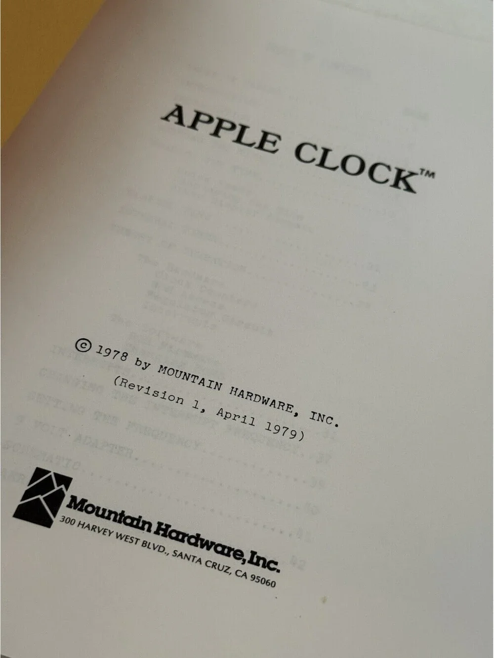 Mountain Hardware Apple Clock Manual